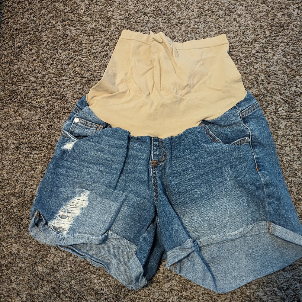 Indigo Blue Maternity Jean shorts size large